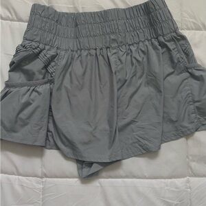 Gray Athletic Shorts with Elastic Waistband and Moisture-Wicking Fabric